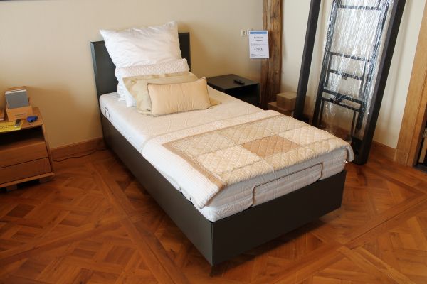 Nu € 5650,- Showmodel Hoog/Laag bed Lugano 100x200 Groen