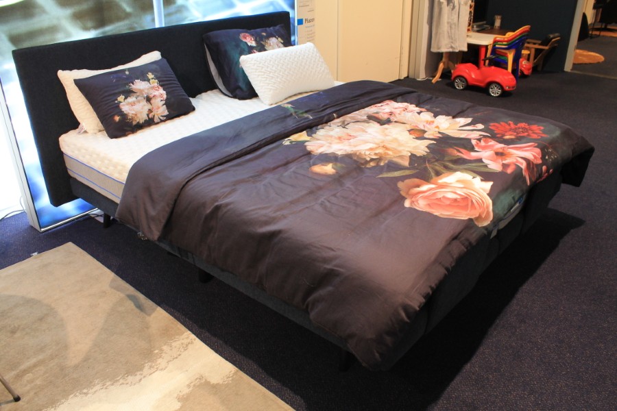 Boxspring showroommodel