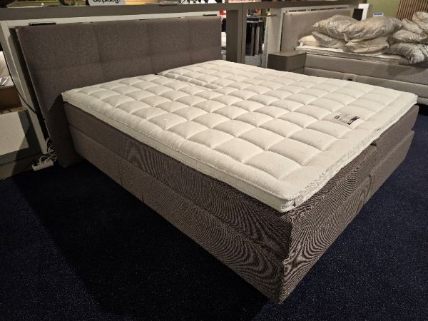 Nu € 3.100,- Showmodel Boxspring Avek Ninety 180 x 210 verstelbaar