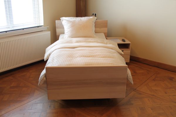 Nu € 6050,- Showmodel Hoog/Laag bed Bergen 100x200