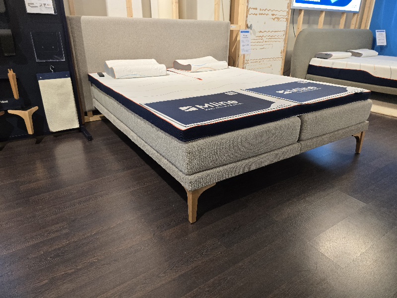 Nu € 4995,= Showmodel M Line Mind 4 motorig180 x 210