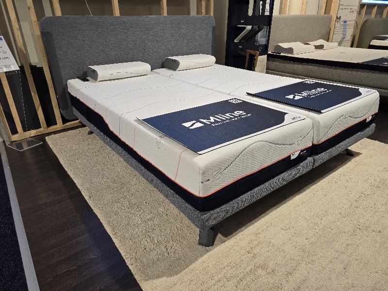 Nu € 5299,= Showmodel M Line Spirit 4 motorig180 x 210