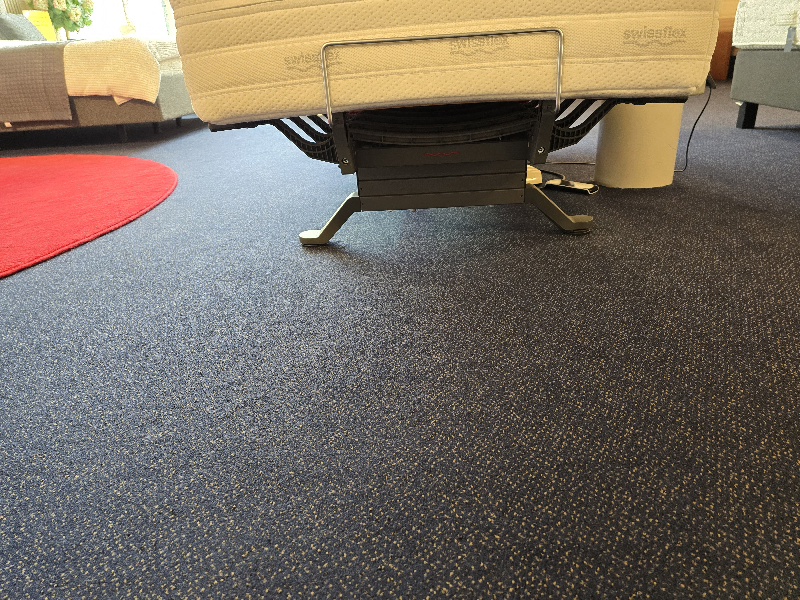 NU € 2500,- Swissflex Uni 20 lattenbodem 90x210 4 motorig