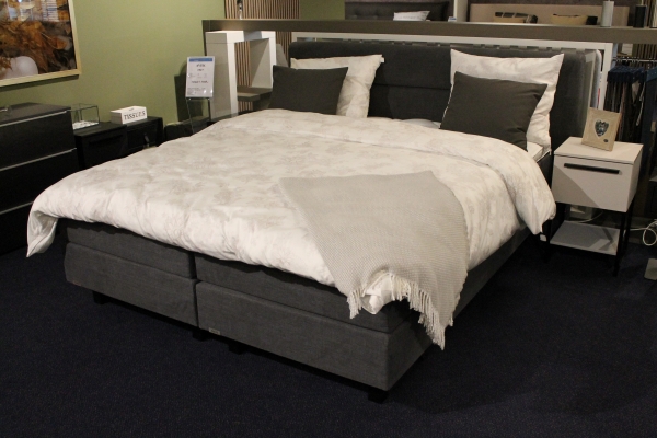 Nu € 2.307,- Showmodel Boxspring Avek 1927 Stripe 180 x 210