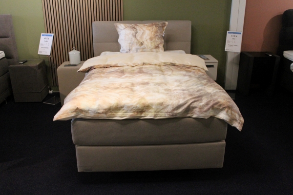 Nu € 2.955,- Showmodel Boxspring Avek Noflik Otto 120 x 210