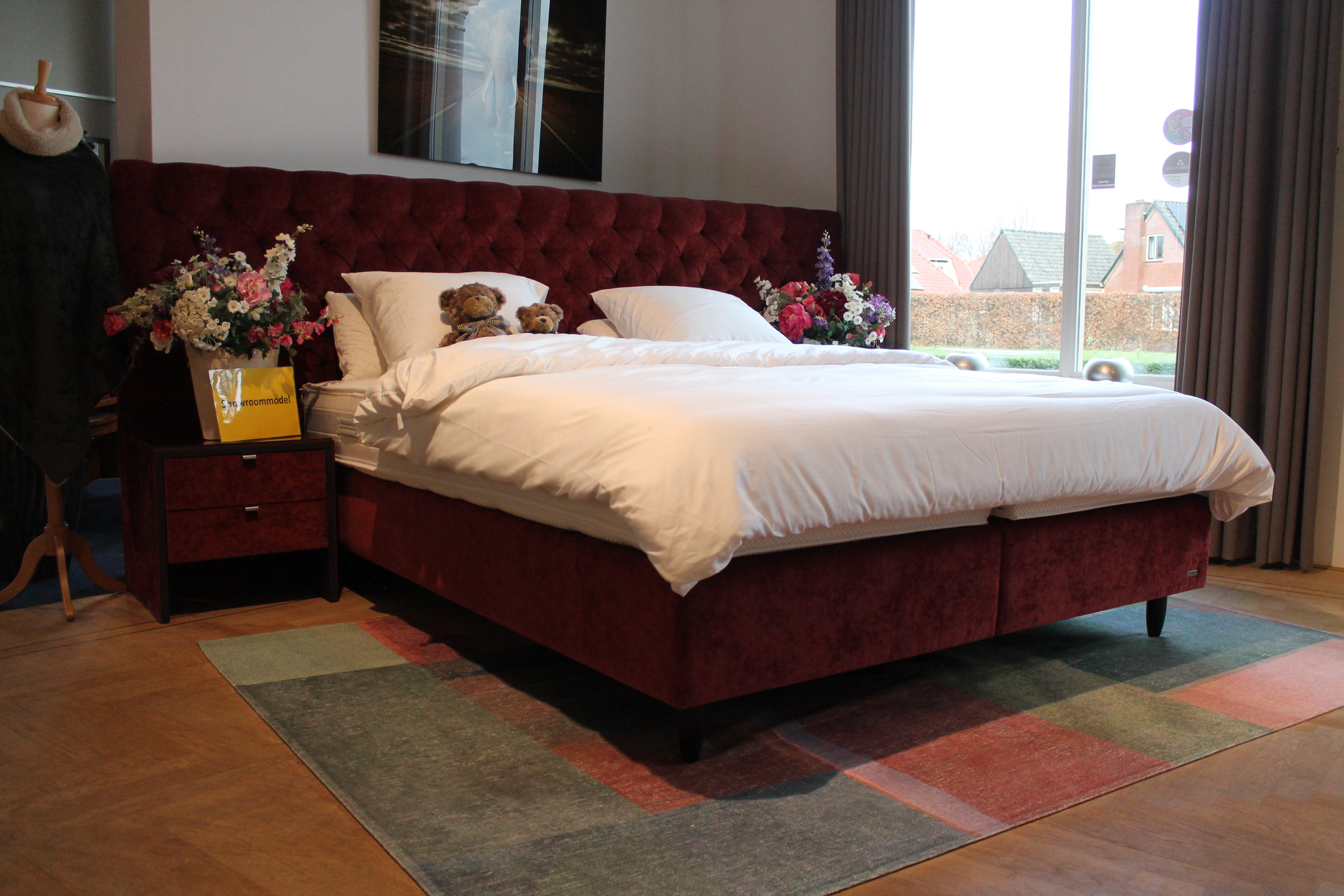 Nu € 8.700,- Showmodel Boxspring Magnitude Churchill XL 180 x 210