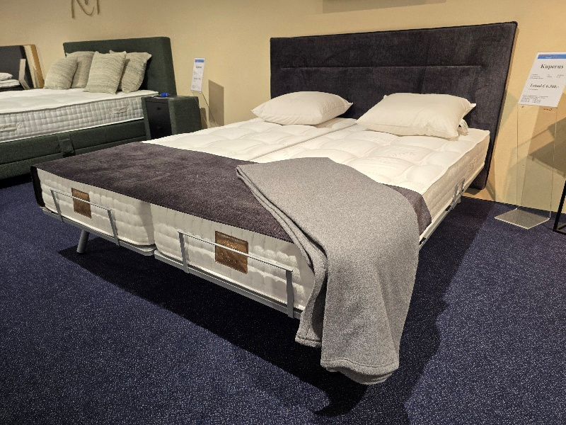 Nu € 5130,- Showmodel Kuperus Stins 180 x 210