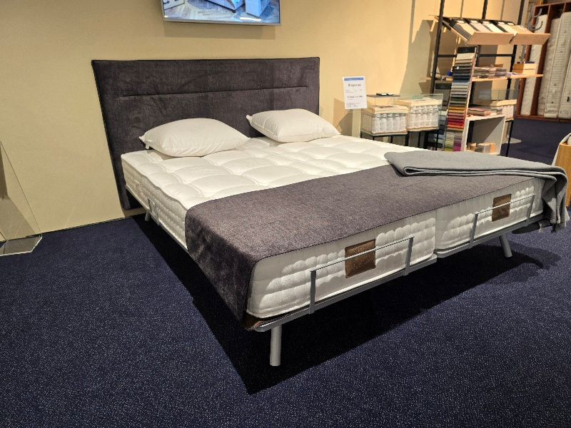 Nu € 5130,- Showmodel Kuperus Stins 180 x 210