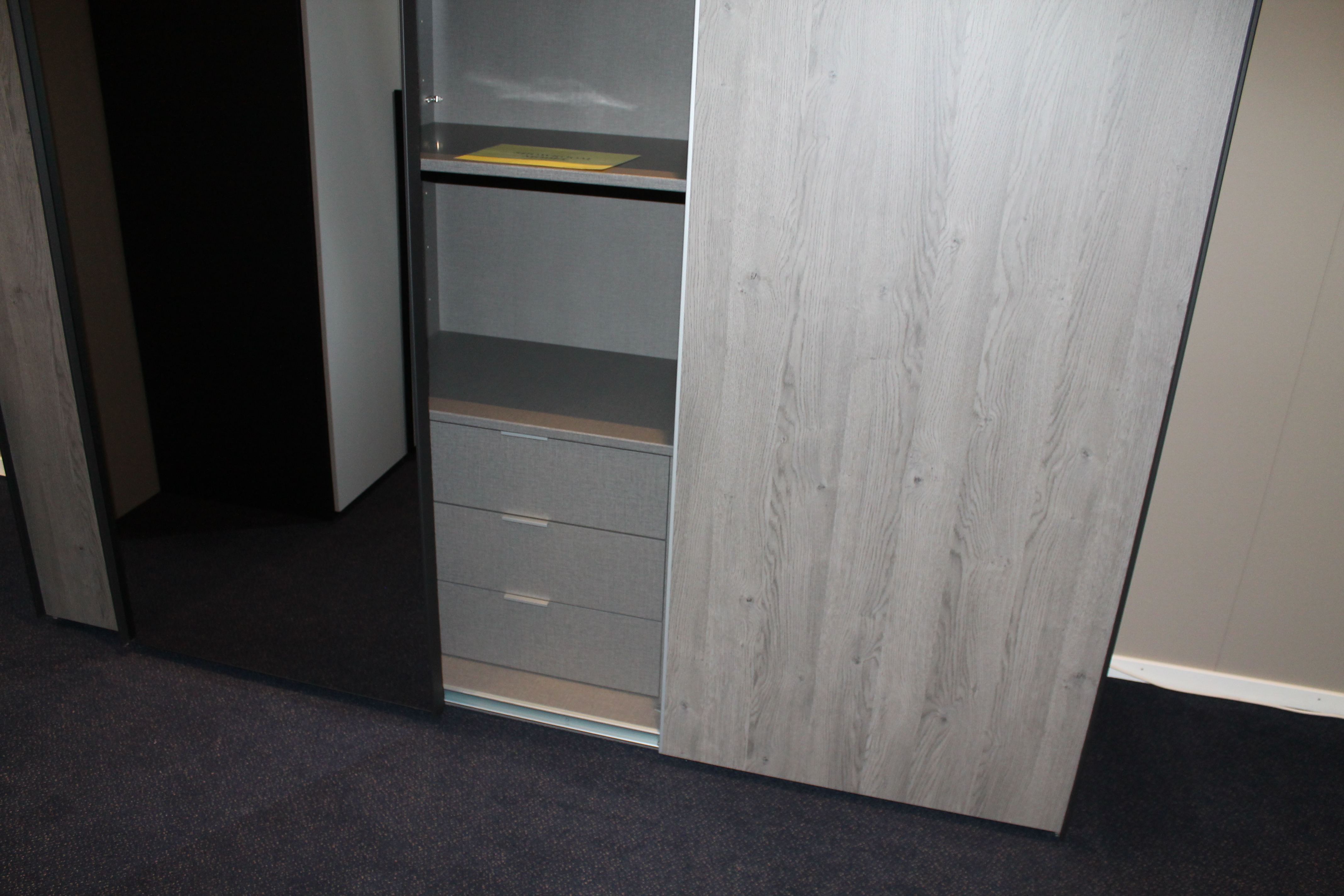 Nu € 1930,- Showmodel Concept Me 300 / 240 cm breed