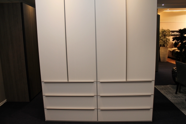 Nu € 2385,- Showmodel Marcato 2.0 / 200 cm breed