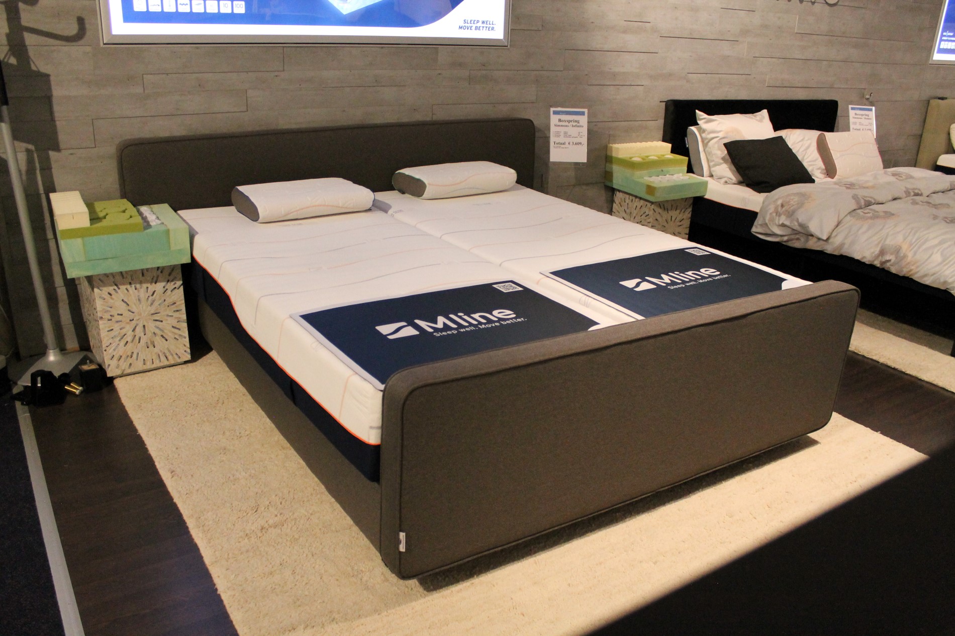 Nu € 1995,= Showmodel Boxspring Simmons  Infinito  180 x 210