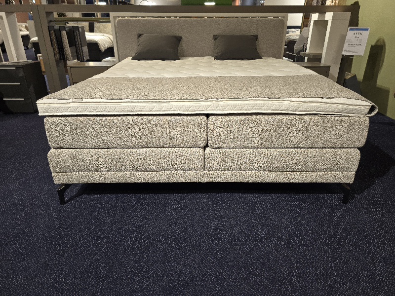 Nu € 2.814,- Showmodel Boxspring Avek Fier Flak 180 x 210