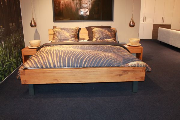 Nu € 2.615,- Showmodel Ledikant Pilatus 180 x 200