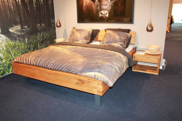 Nu € 2.615,- Showmodel Ledikant Pilatus 180 x 200