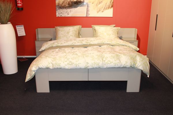 Nu € 2.315,- Showmodel Ledikant Sonate Royal 180 x 200