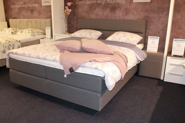 Nu € 3.250,- Showmodel Boxspring HML Rubato 180x210 Vlak