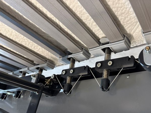 NU € 1300,- Showmodel Technogel ID lattenbodem 90x210 2 motorig